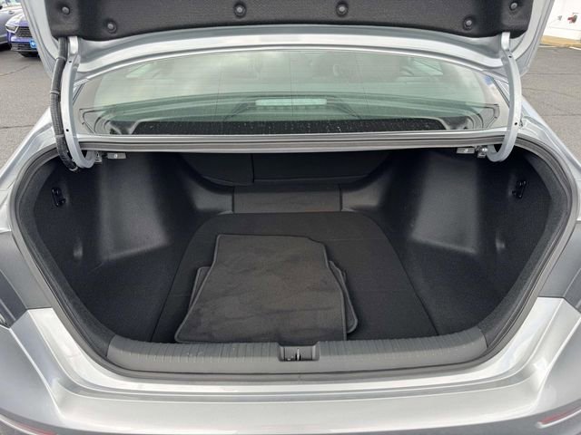 Used 2025 Honda Accord Sport image 9