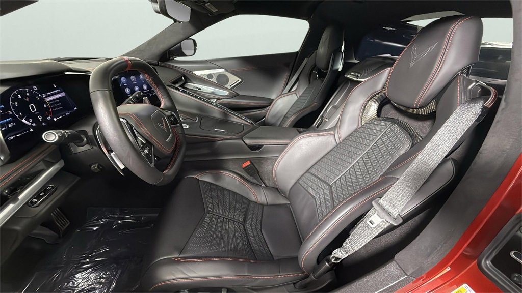 Used 2022 Chevrolet Corvette Stingray Premium Cpe w/ Z51 Performance Package image 17