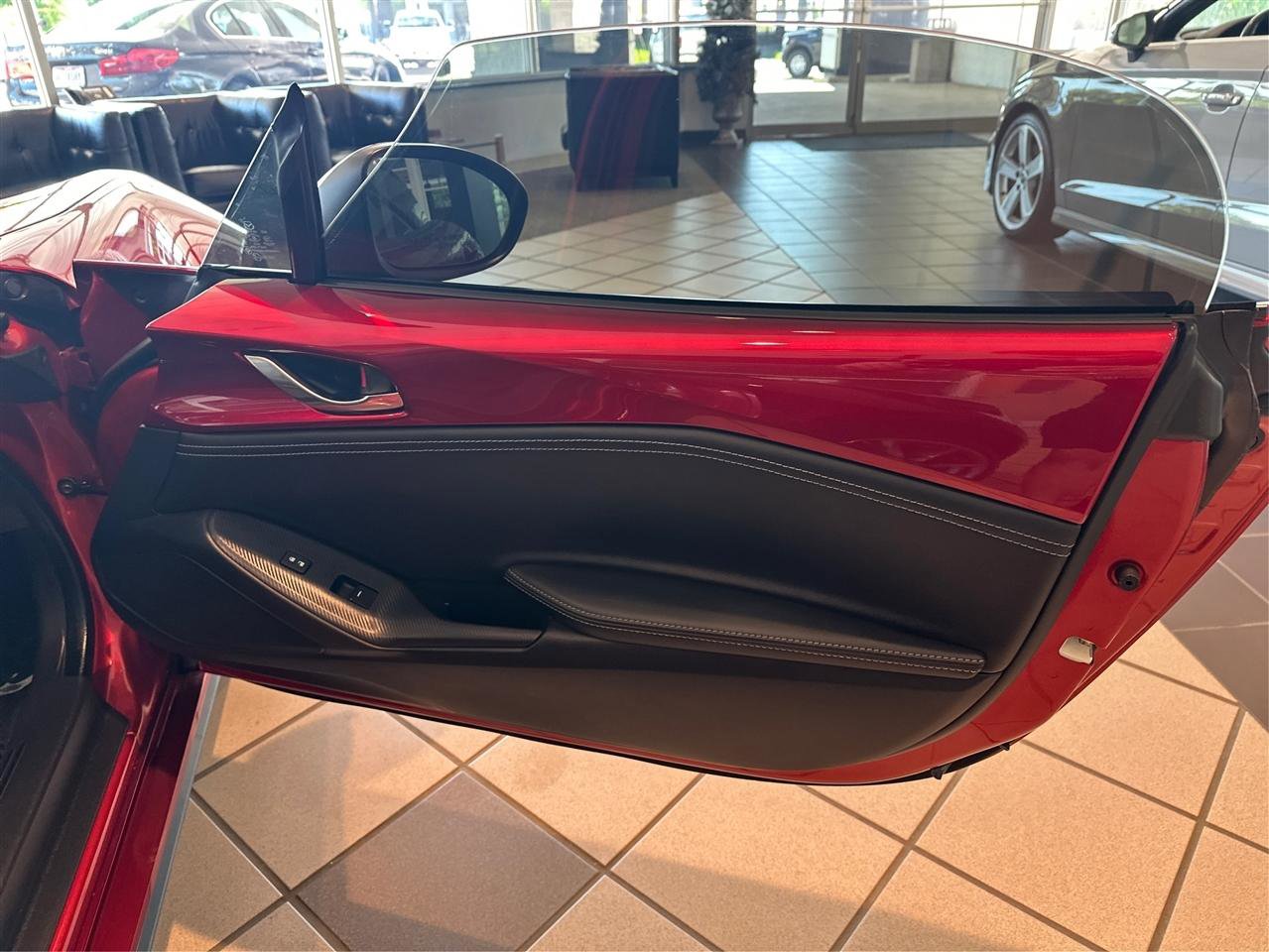 Used 2022 MAZDA MX-5 Miata Grand Touring RWD image 19