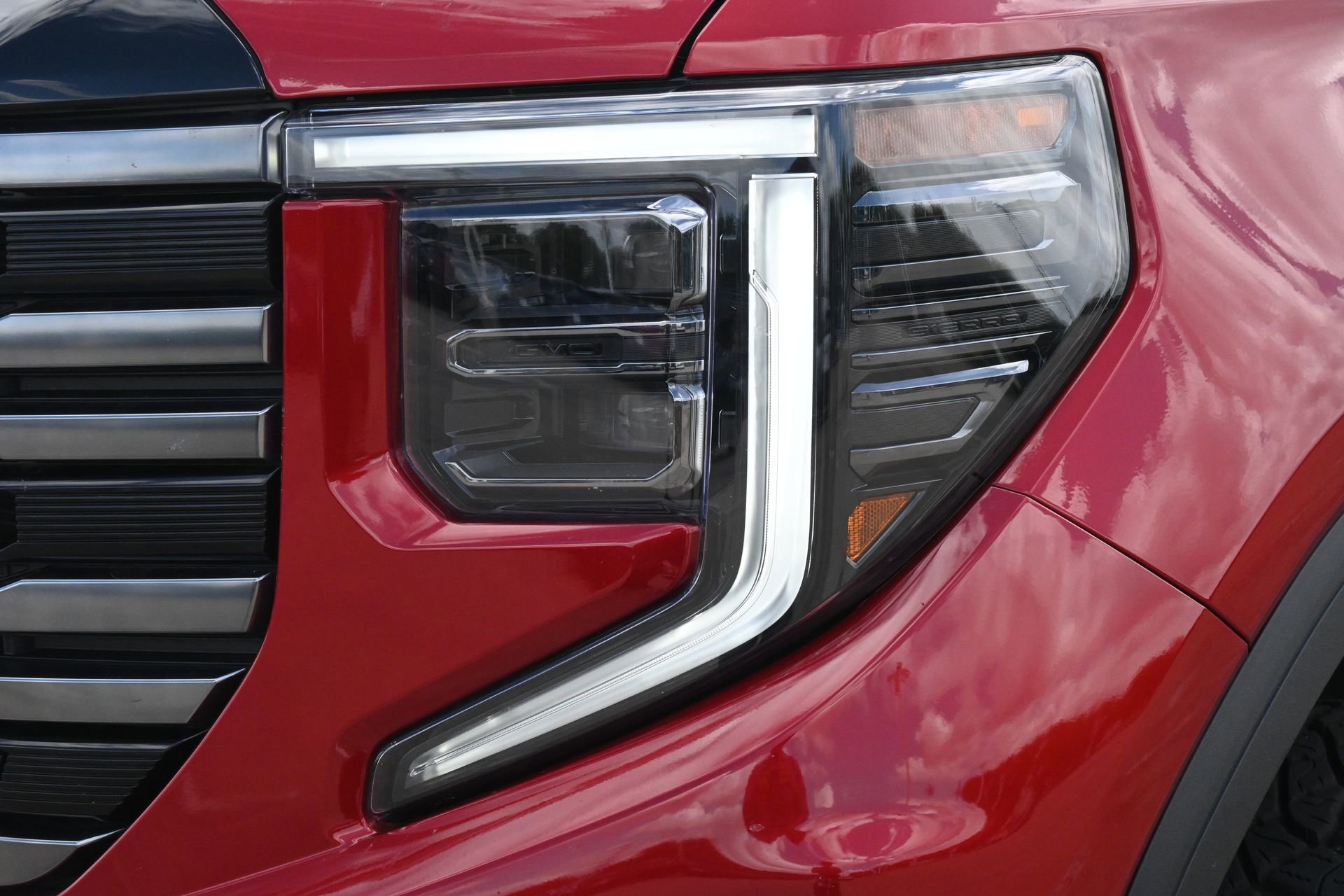 Used 2026 GMC Sierra 1500 AT4 w/ AT4 Premium Package AWD/4WD image 27