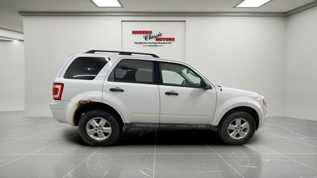 Used 2011 Ford Escape XLT image 8