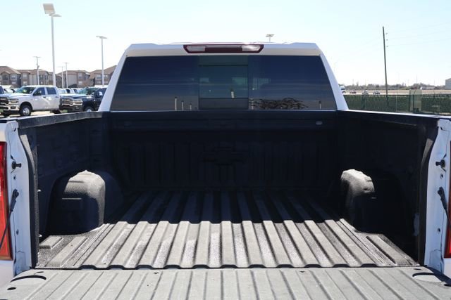 Used 2021 Chevrolet Silverado 1500 LT Trail Boss w/ Convenience Package II image 6