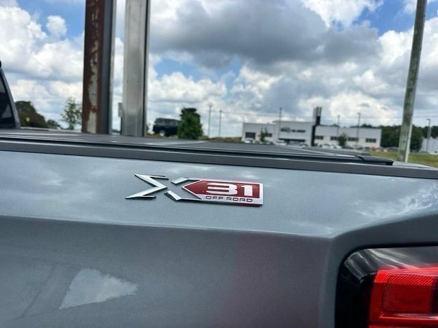 Certified 2021 GMC Sierra 1500 SLT w/ SLT Premium Plus Package AWD/4WD image 19