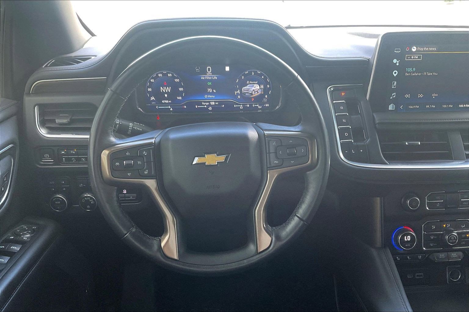 Used 2022 Chevrolet Suburban High Country AWD/4WD image 5