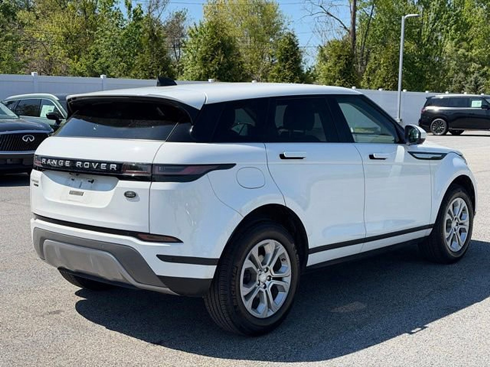 Used 2020 Land Rover Range Rover Evoque S AWD/4WD image 7