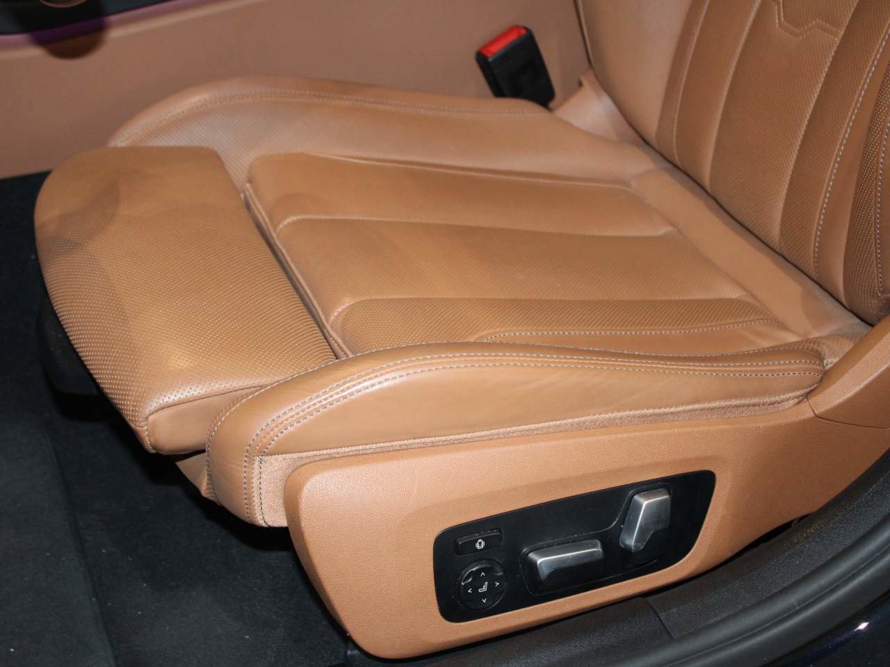 Used 2022 BMW 840i Gran Coupe RWD image 14