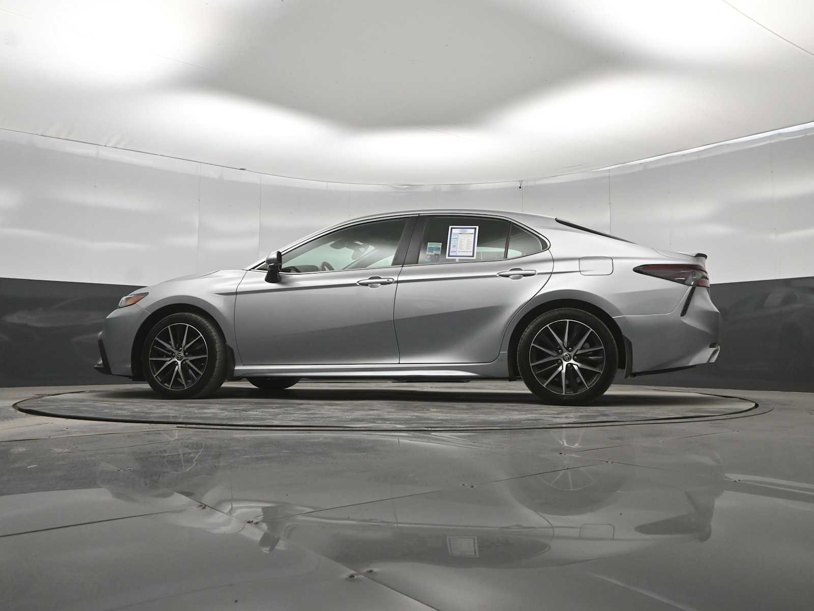 Used 2024 Toyota Camry SE FWD image 35