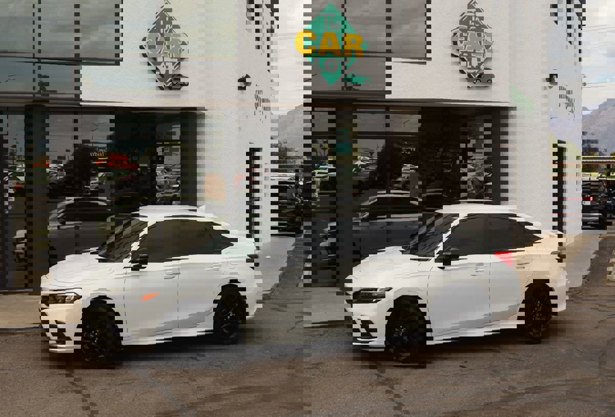 Used 2024 Honda Civic Sport image 4