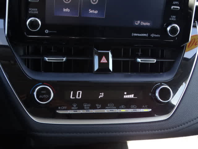 Used 2021 Toyota Corolla XLE image 31