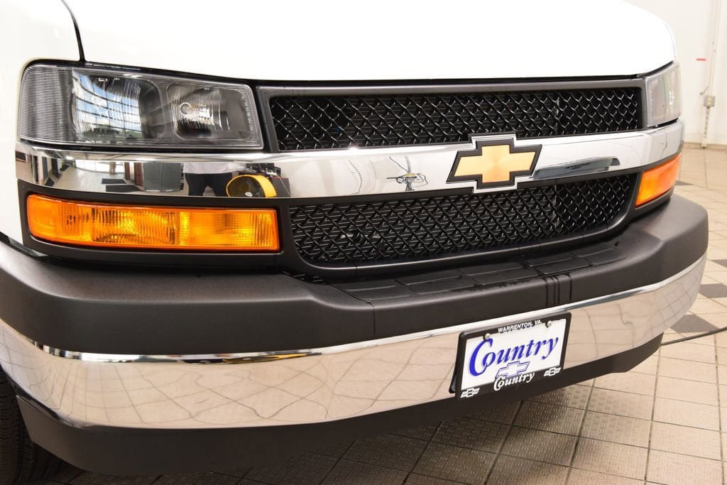 New 2026 Chevrolet Express 3500 Extended w/ Driver Convenience Package RWD image 8