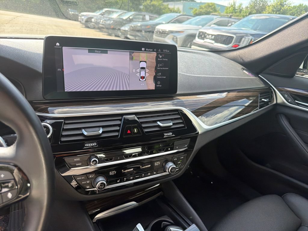 Used 2021 BMW 540i w/ Convenience Package RWD image 29