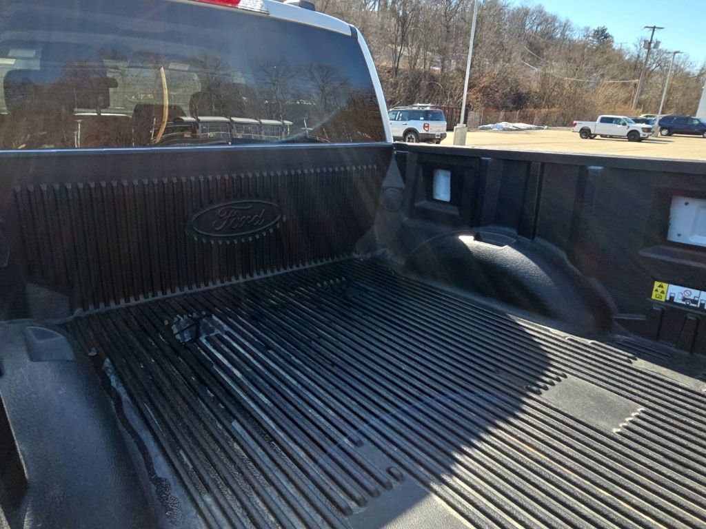 Certified 2022 Ford F150 XLT w/ Equipment Group 302A High image 10