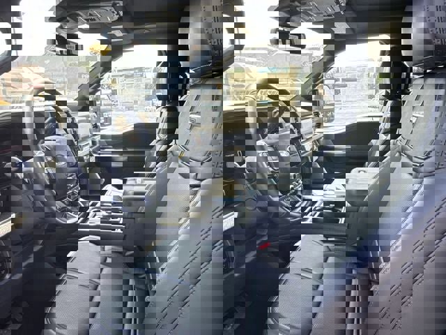 New 2026 Ford F350 Platinum w/ FX4 Off-Road Package image 11