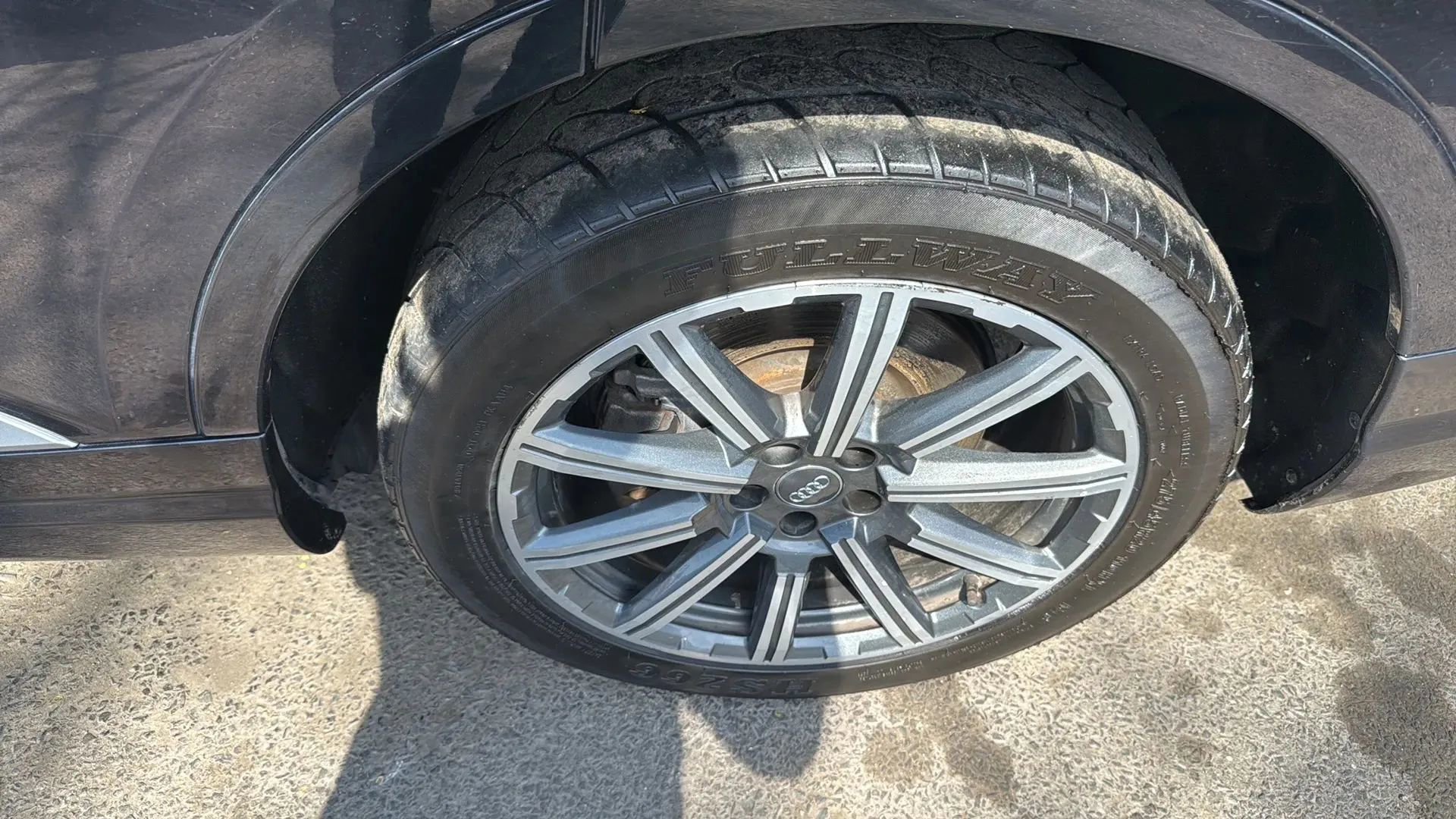 Used 2017 Audi Q7 3.0T Premium Plus w/ Premium Plus Package AWD/4WD image 9