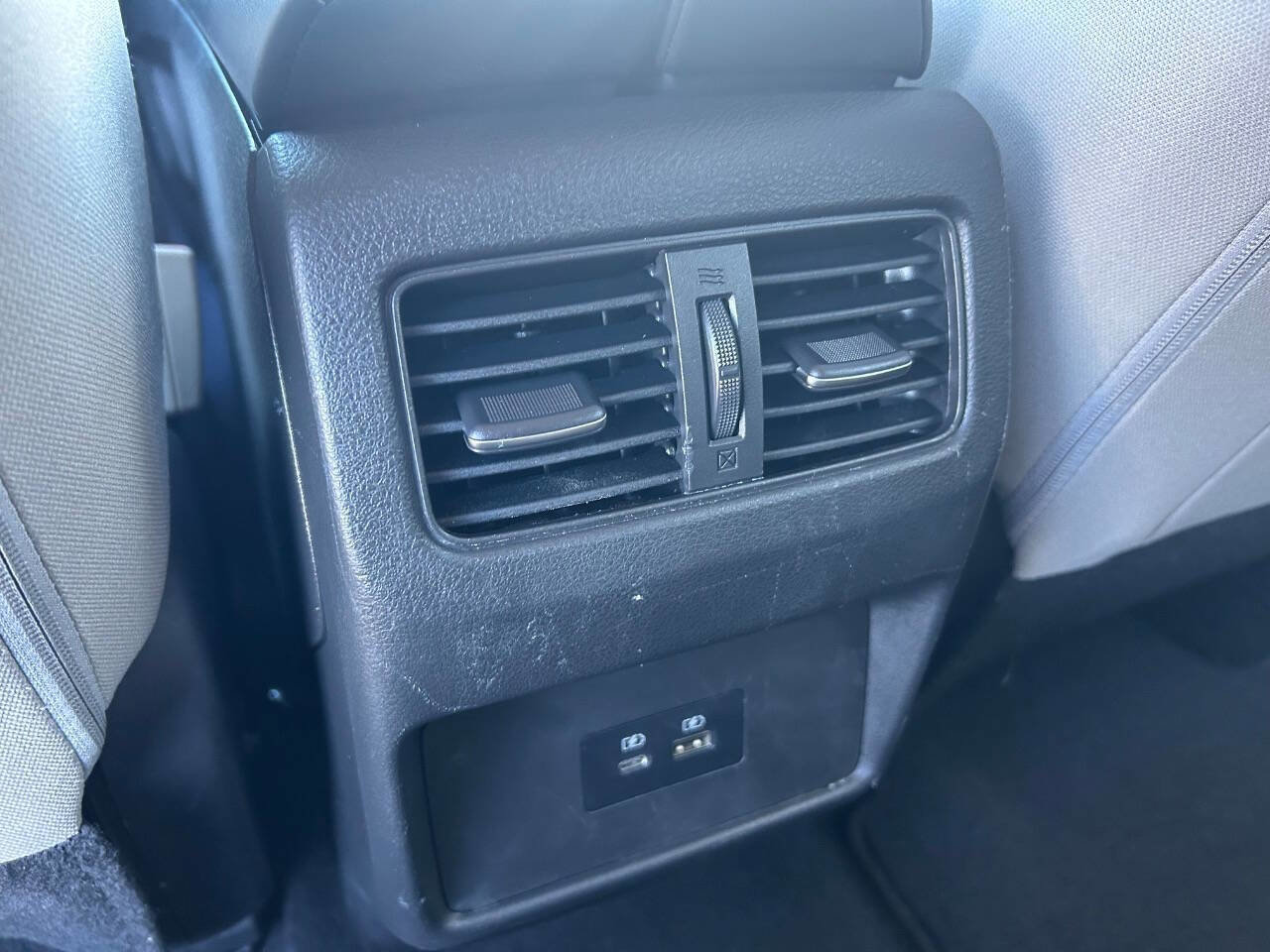 Used 2021 Nissan Rogue SV image 12