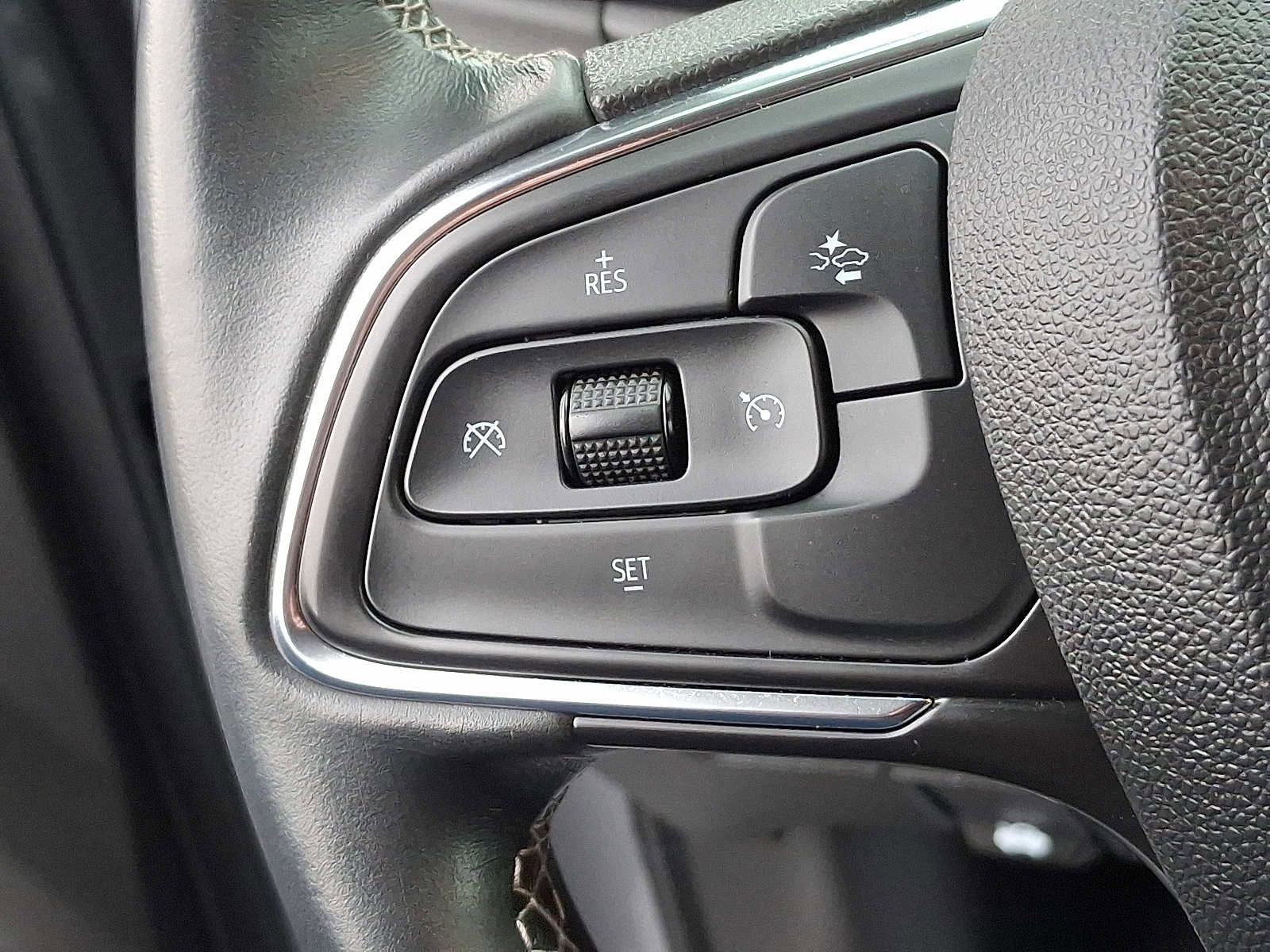 Certified 2023 Buick Encore GX Preferred w/ Cold Weather Comfort Package image 20