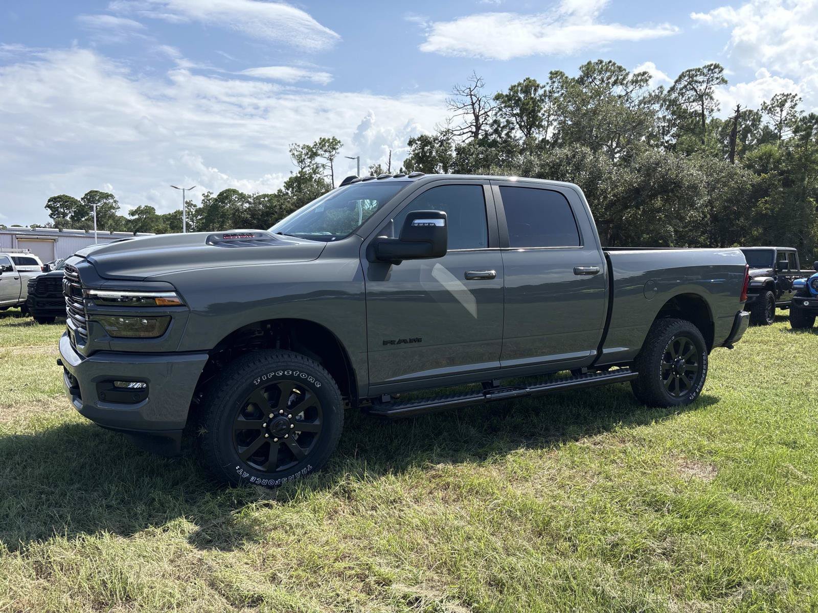 New 2026 RAM 2500 Laramie w/ Night Edition AWD/4WD image 7