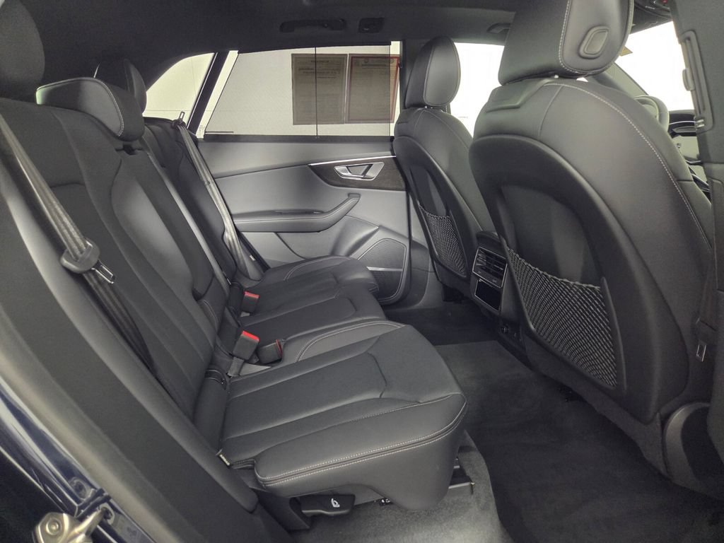 Used 2024 Audi Q8 Premium Plus AWD/4WD image 30