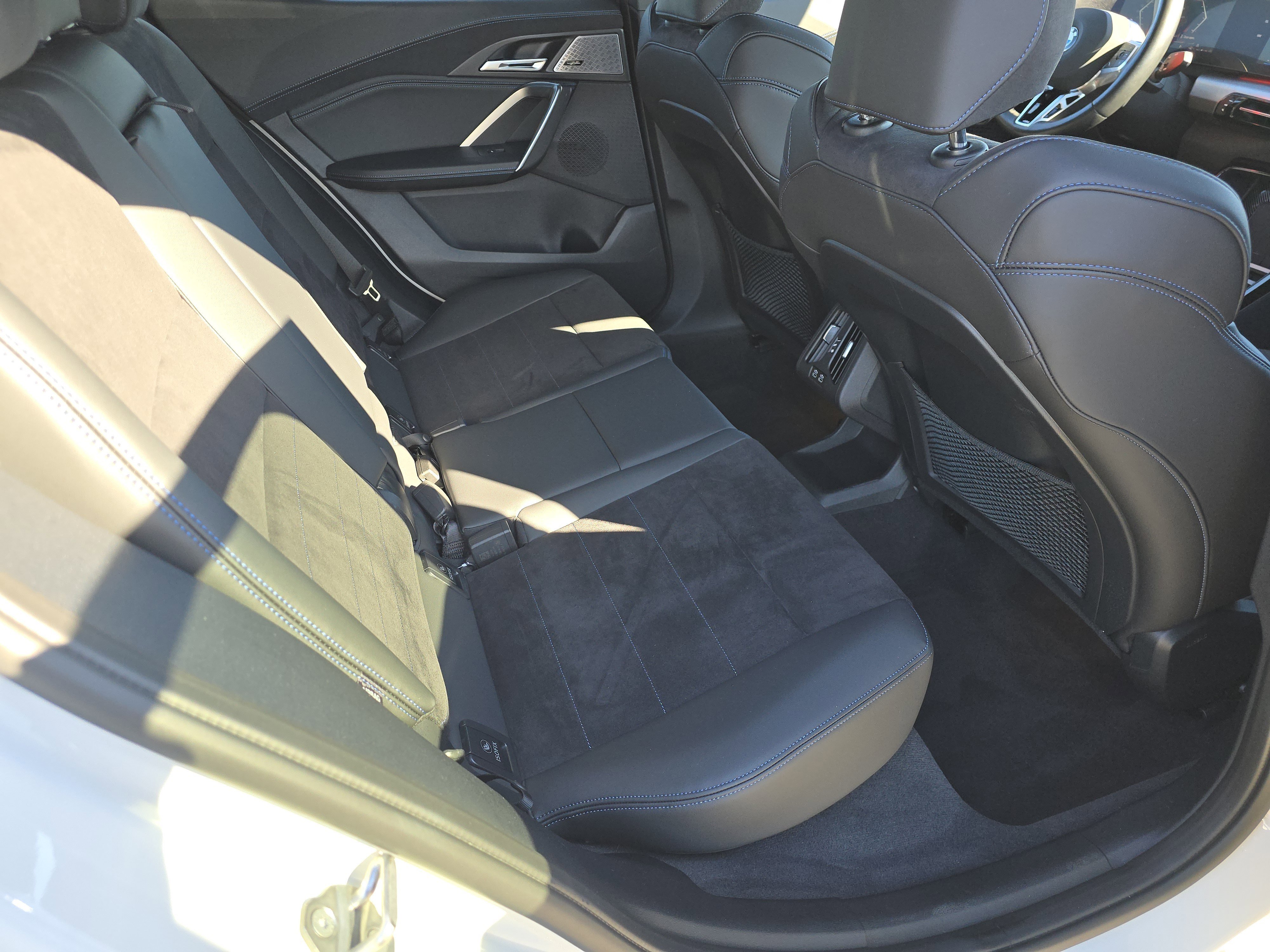 Used 2024 BMW X2 M35i image 15