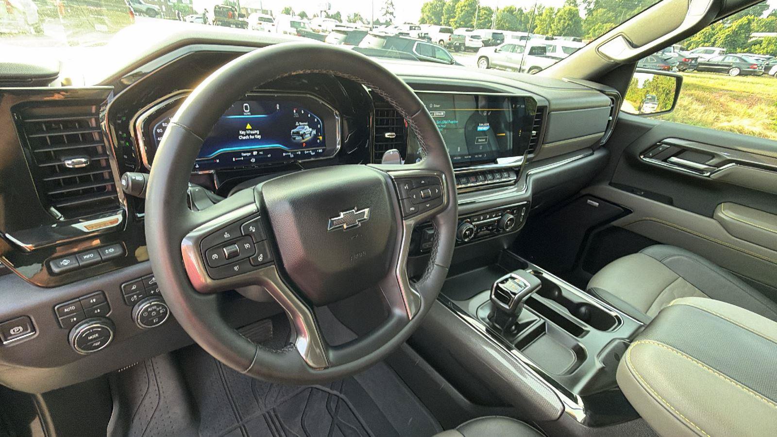 Used 2023 Chevrolet Silverado 1500 ZR2 w/ Technology Package AWD/4WD image 24