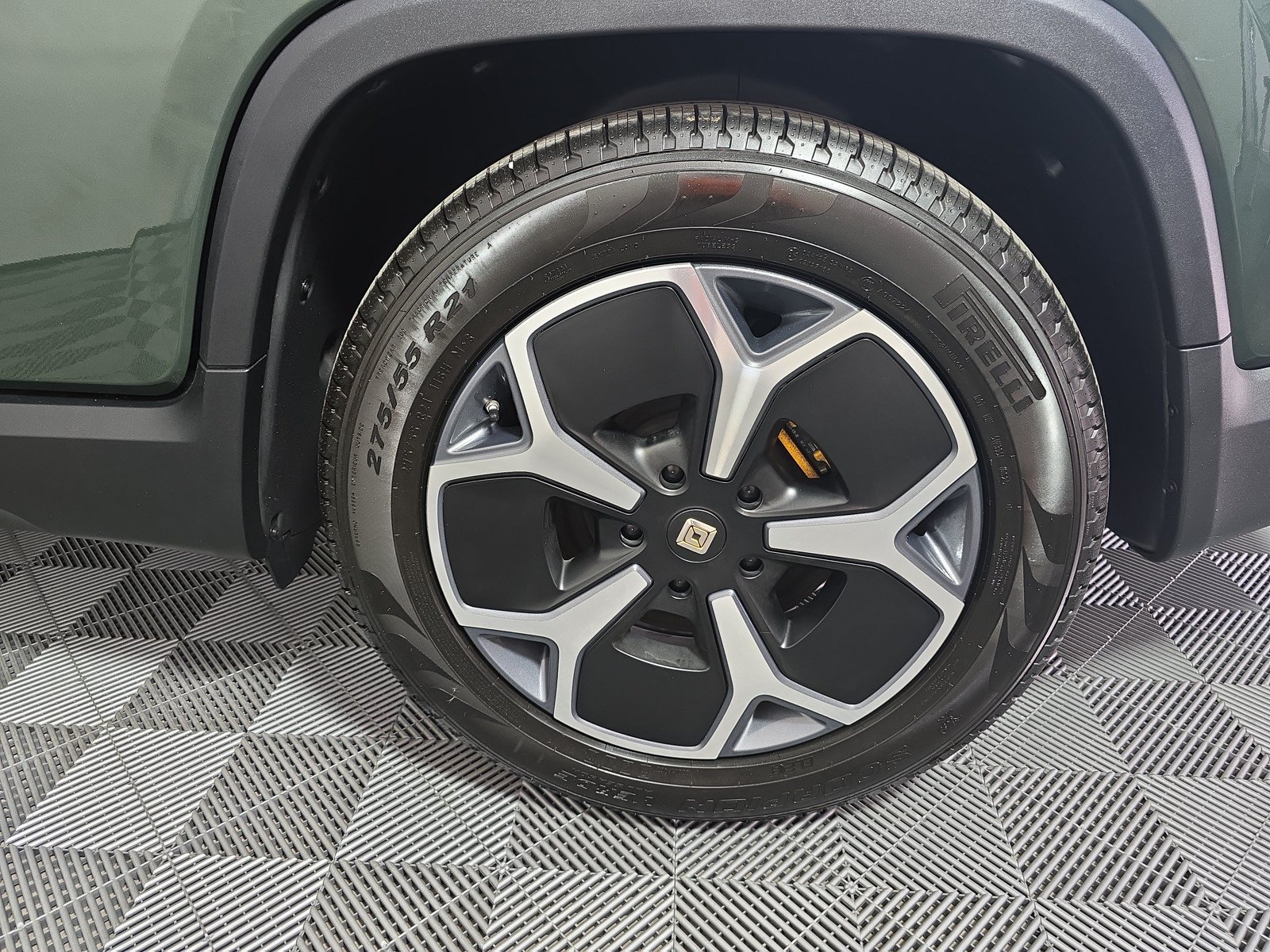 Used 2022 Rivian R1T Adventure AWD/4WD image 10