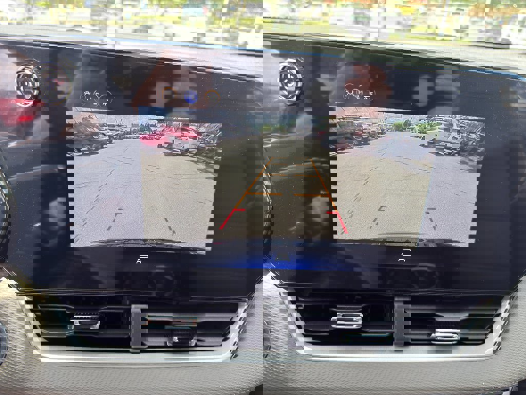 New 2026 Chevrolet Equinox LT w/ Convenience Package II image 19