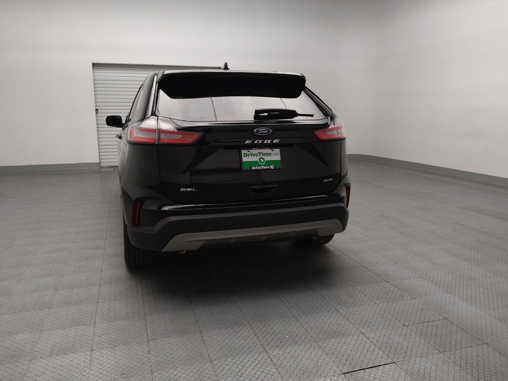 Used 2024 Ford Edge SEL image 6