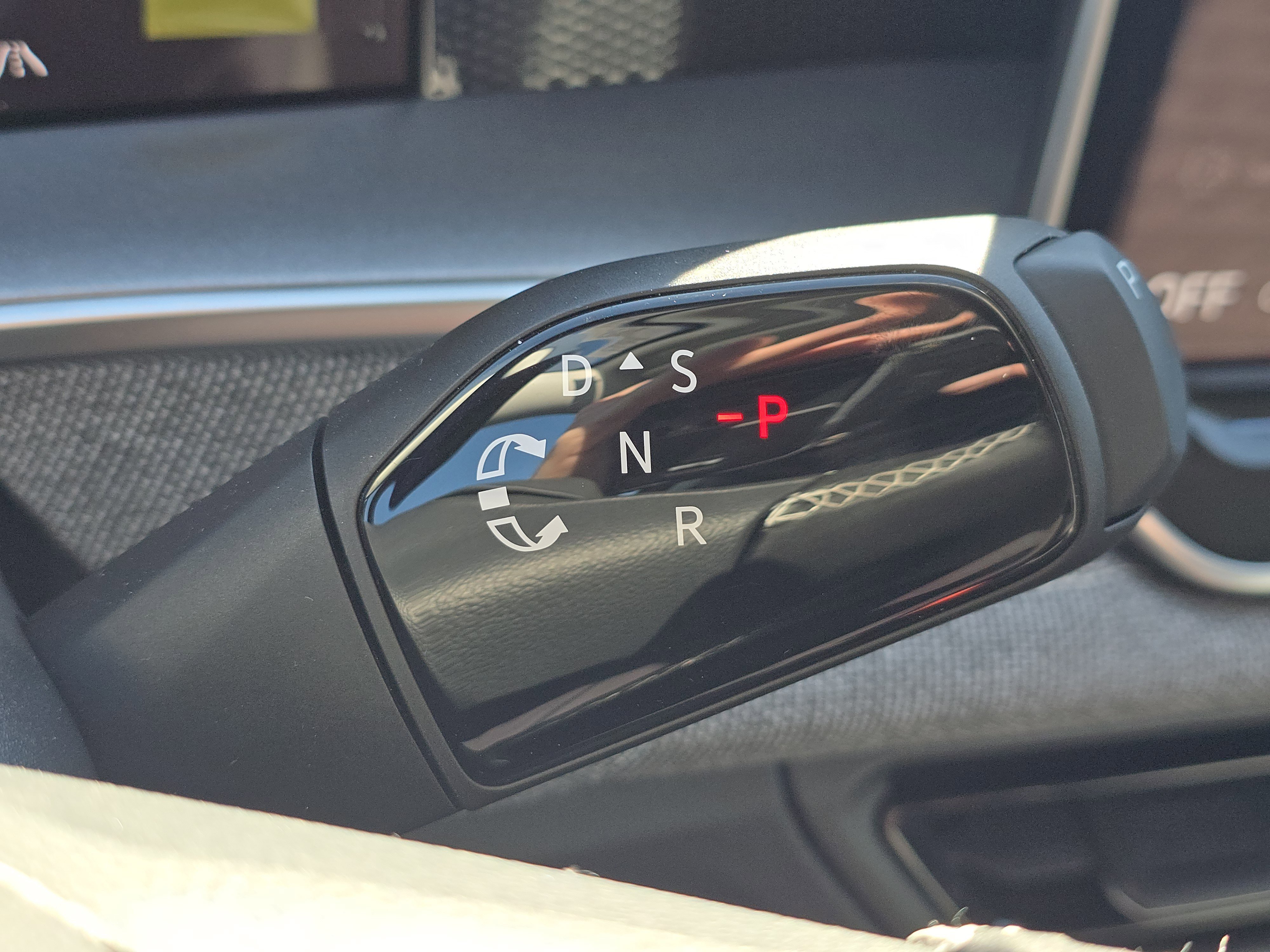 New 2026 Volkswagen Tiguan S image 24