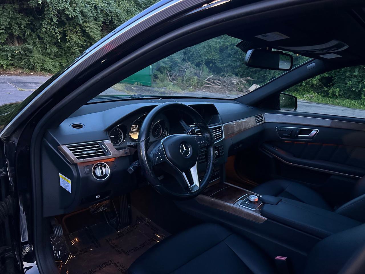 Used 2012 Mercedes-Benz E 350 4MATIC Sedan image 14