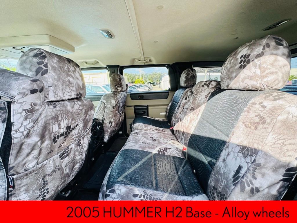 Used 2005 HUMMER H2 4D Sport Utility image 12