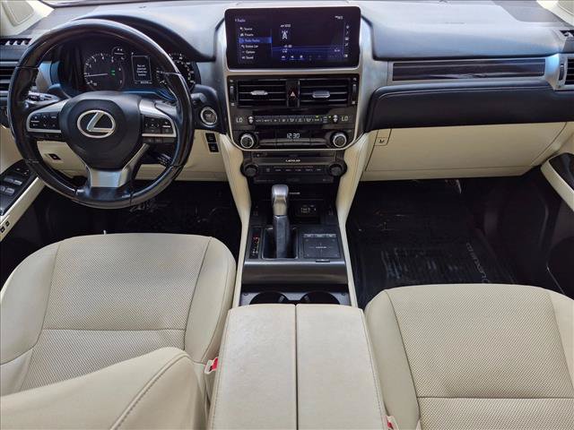 Used 2023 Lexus GX 460 Premium AWD/4WD image 17
