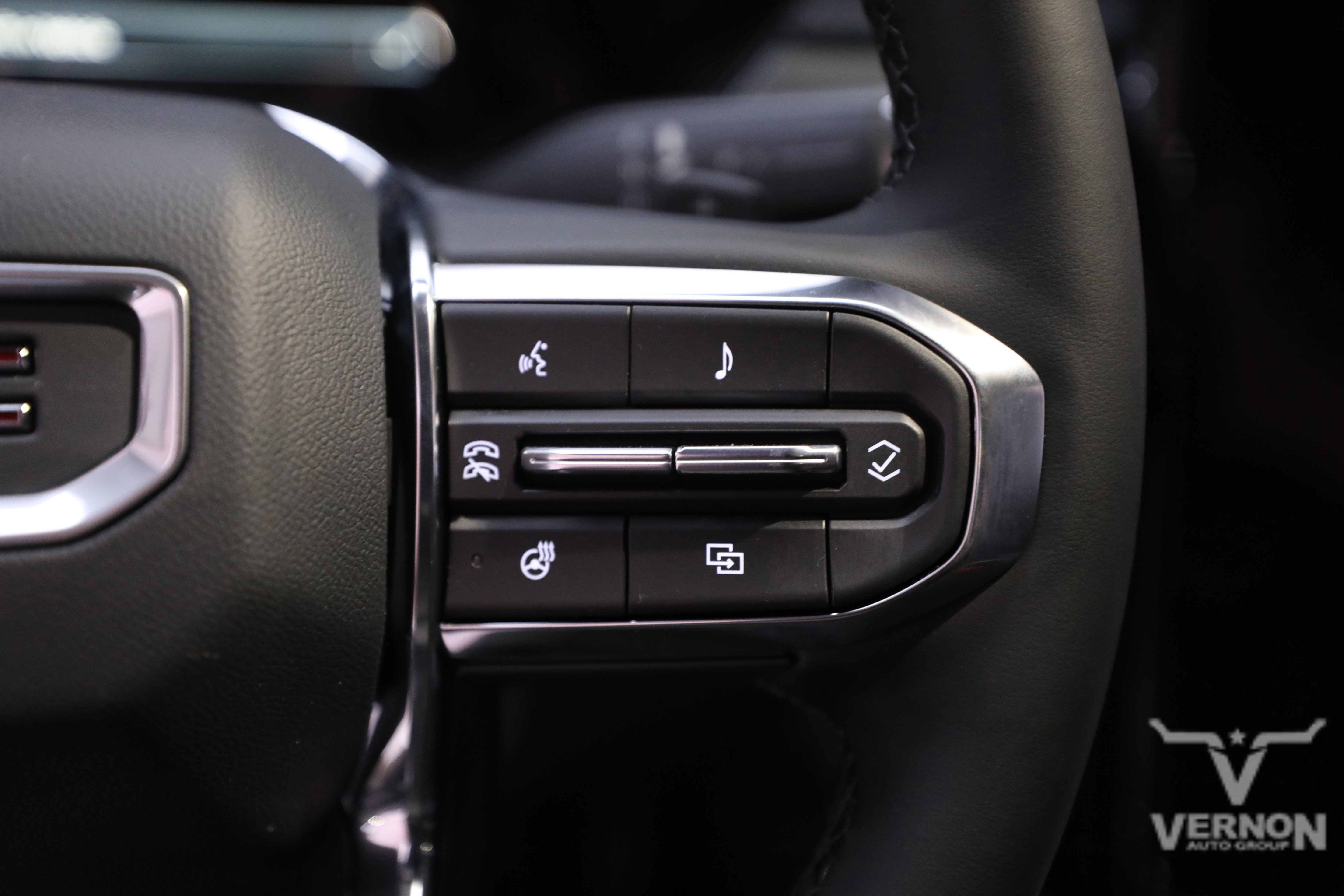 New 2025 GMC Acadia Elevation image 23