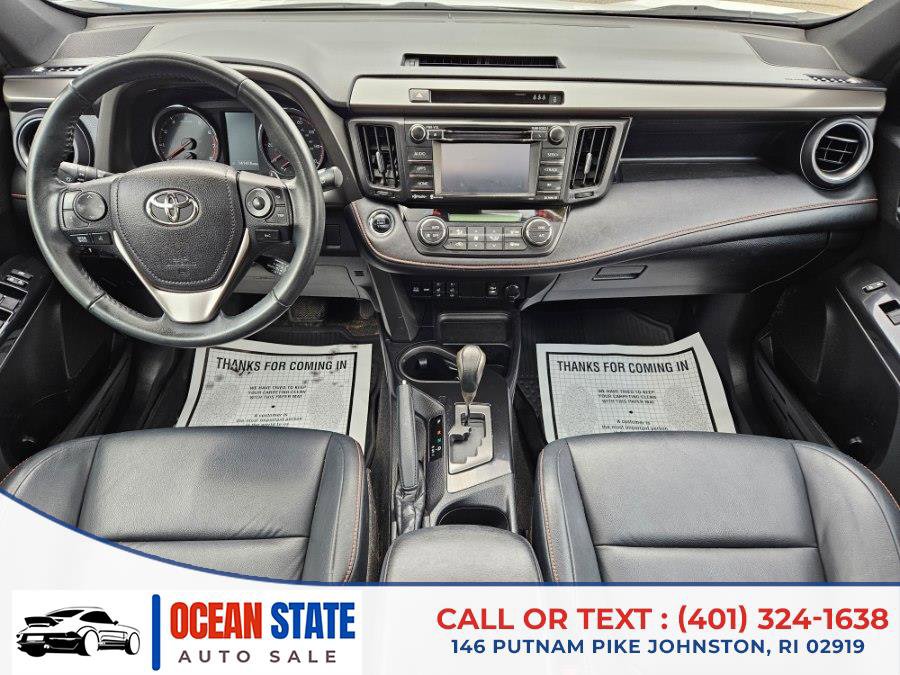 Used 2017 Toyota RAV4 SE image 16