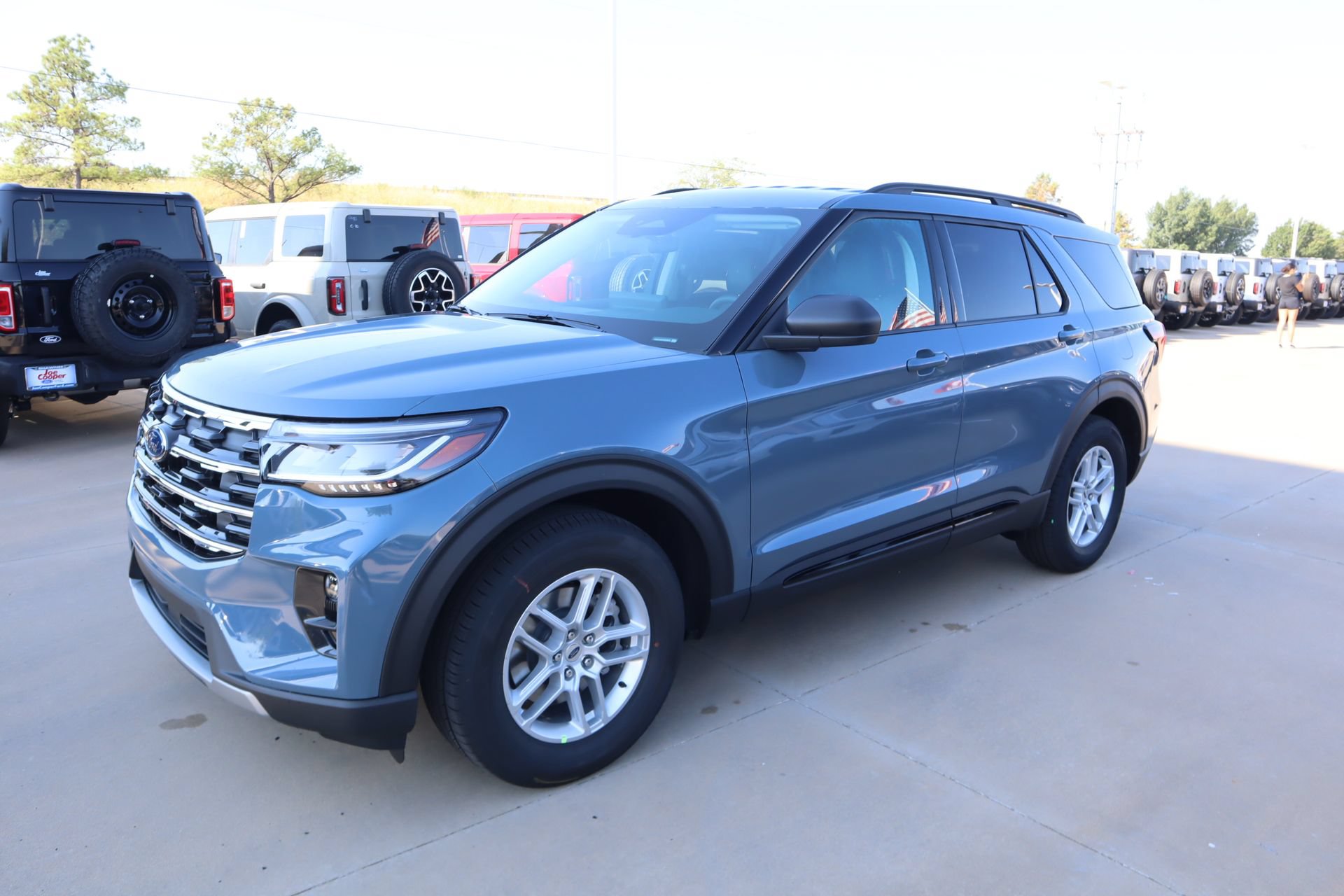 New 2026 Ford Explorer Active w/ Active Comfort Package RWD image 11