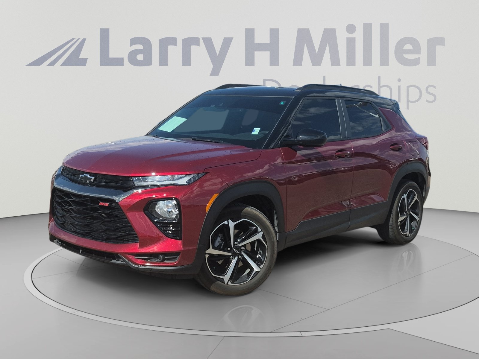 Used 2022 Chevrolet TrailBlazer RS w/ Sun and Liftgate Package FWD image 1