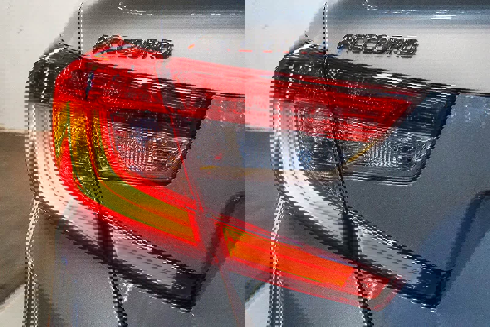 Used 2018 Honda Accord LX image 11