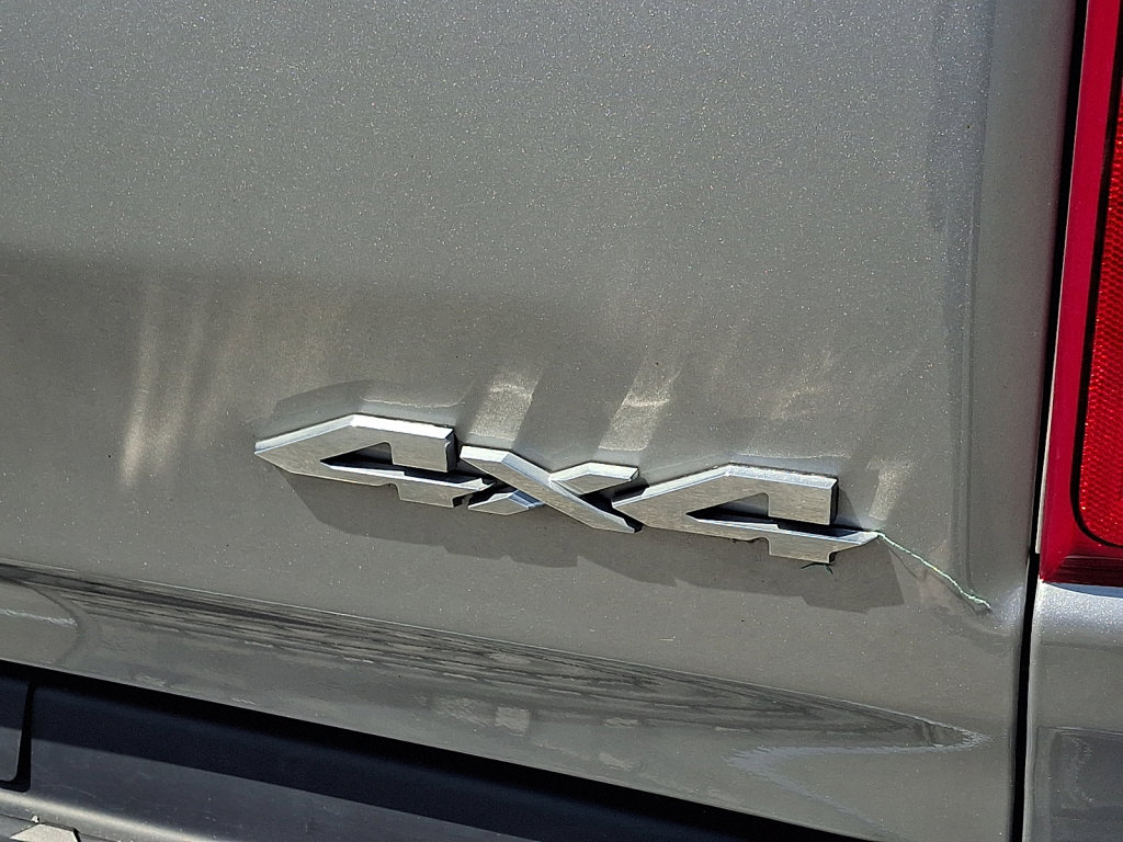 Used 2023 RAM 1500 Big Horn AWD/4WD image 16