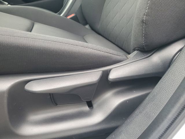 Used 2023 Toyota Corolla LE image 17