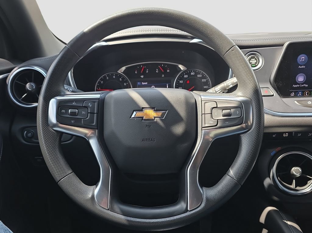 Used 2022 Chevrolet Blazer LT FWD image 9
