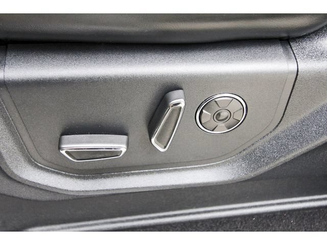 Used 2019 Ford F250 Platinum w/ Platinum Ultimate Package AWD/4WD image 26