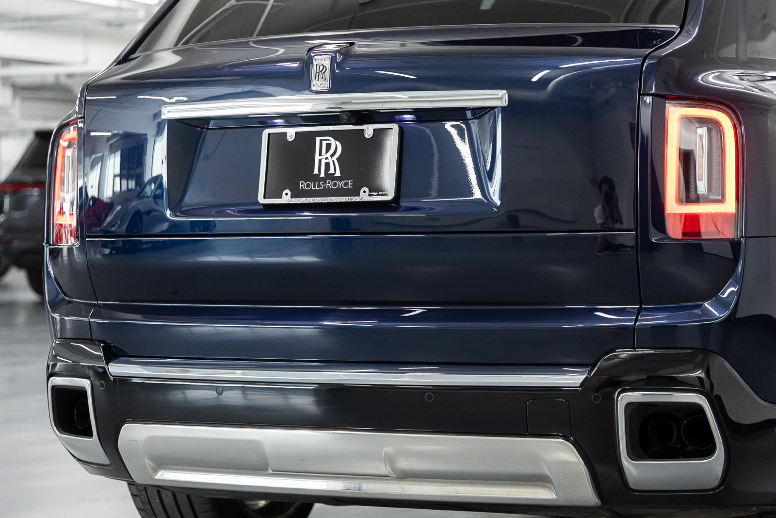 Certified 2025 Rolls-Royce Cullinan AWD/4WD image 24