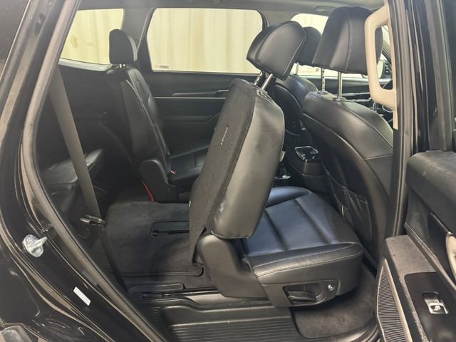 Used 2025 Kia Telluride S image 38
