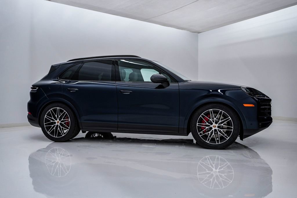 New 2026 Porsche Cayenne S image 9