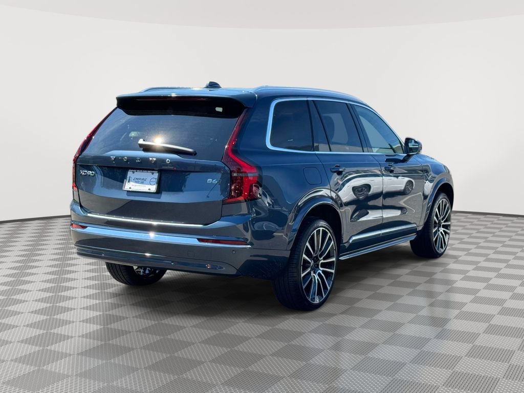 Used 2026 Volvo XC90 B6 Plus w/ Protection Package Premier AWD/4WD image 4