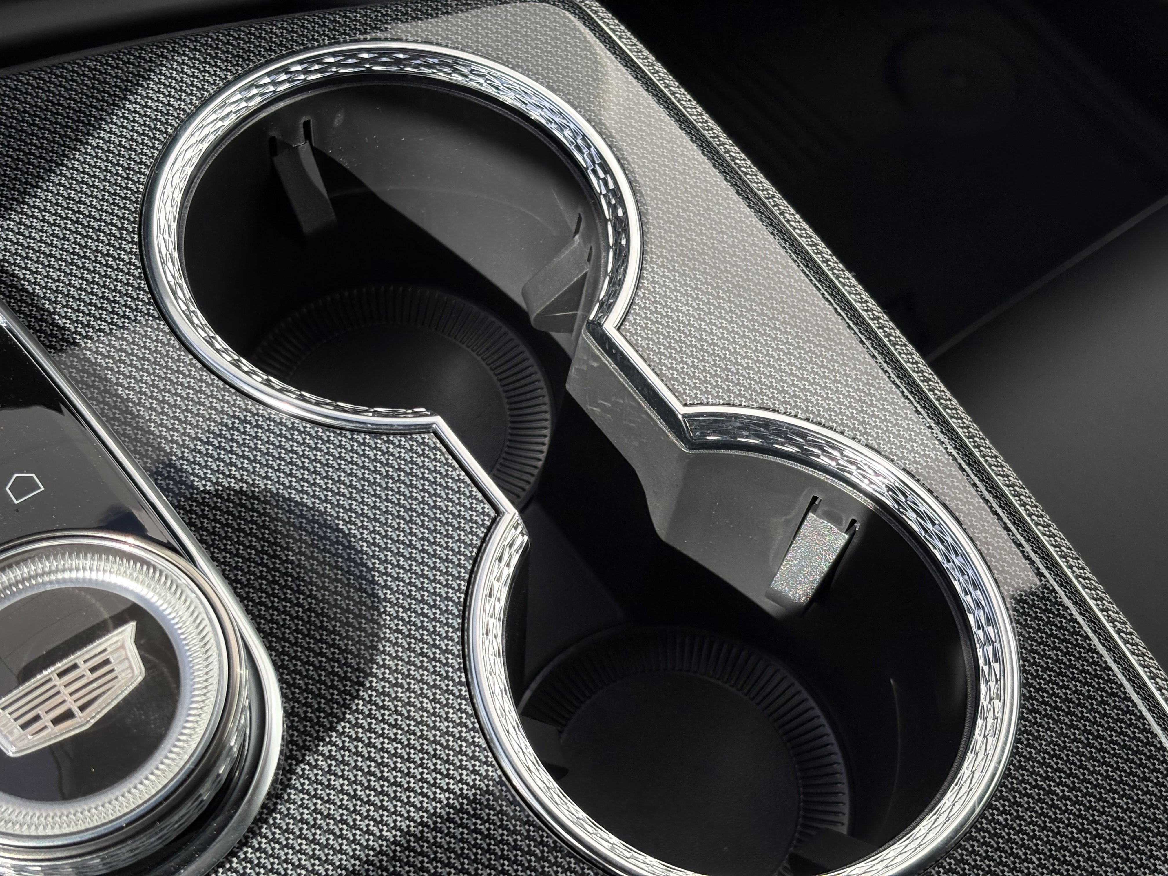 New 2025 Cadillac Optiq Sport 1 image 28