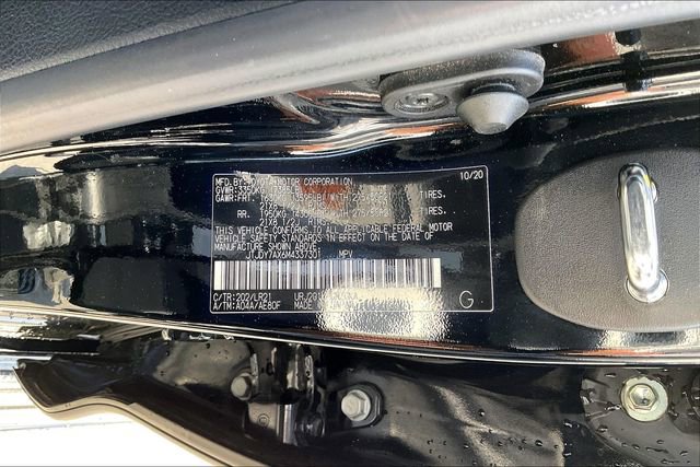 Used 2021 Lexus LX 570 4WD w/ Luxury Package image 14