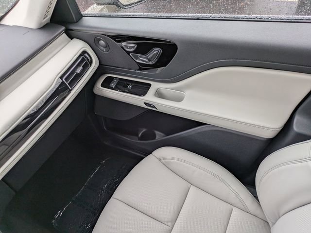 New 2026 Lincoln Aviator Reserve w/ Illumination Package image 15