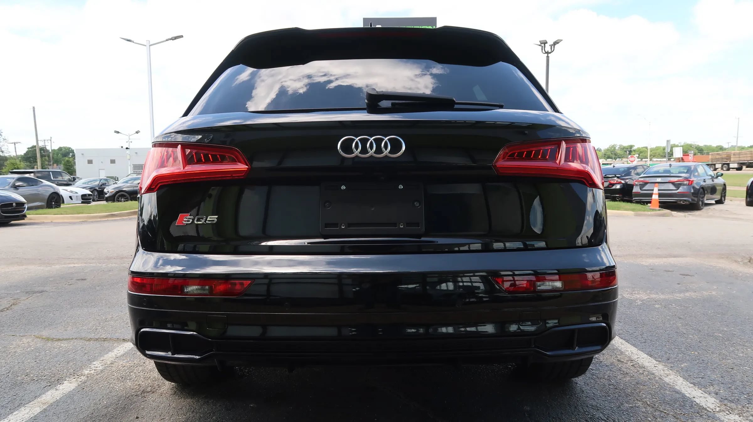 Used 2019 Audi SQ5 Prestige w/ Prestige Package AWD/4WD image 9