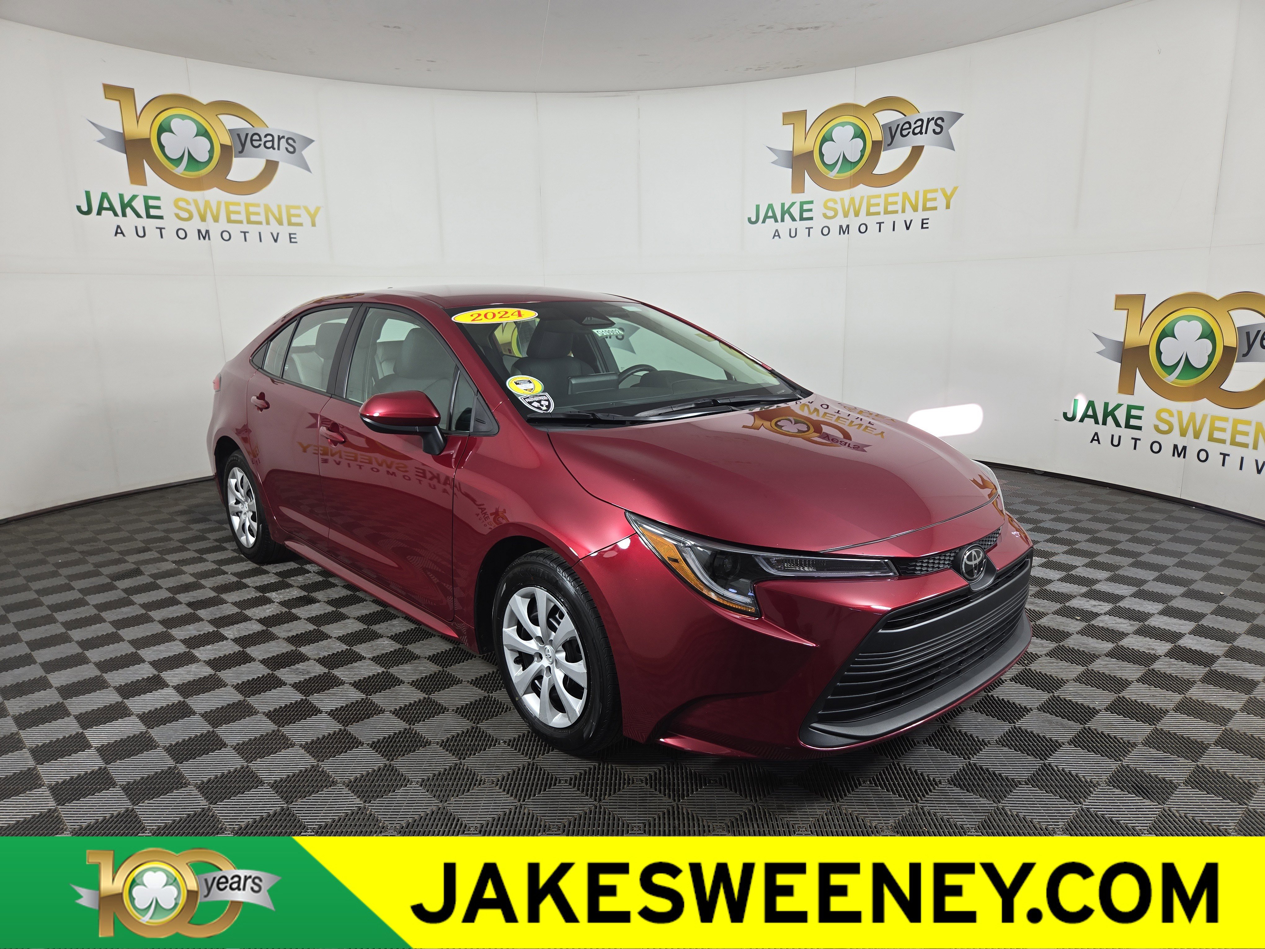 Used 2024 Toyota Corolla LE image 1