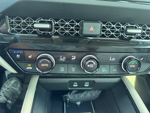 Used 2024 Honda Accord Touring image 17